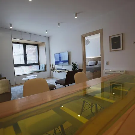 Apollo By Holistay Tirana