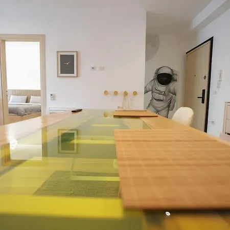 Apollo By Holistay Appartement *