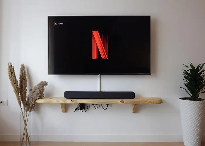 Apollo By Holistay Apartman