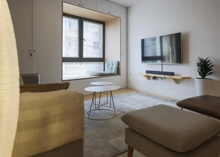 Apartman Apollo By Holistay Tirana