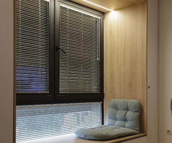 Apollo By Holistay Apartman *